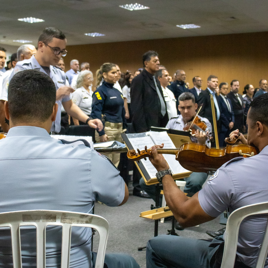 Formandos da turma COPOM-SP (Comando Operacional da  Polícia Militar de São Paulo)